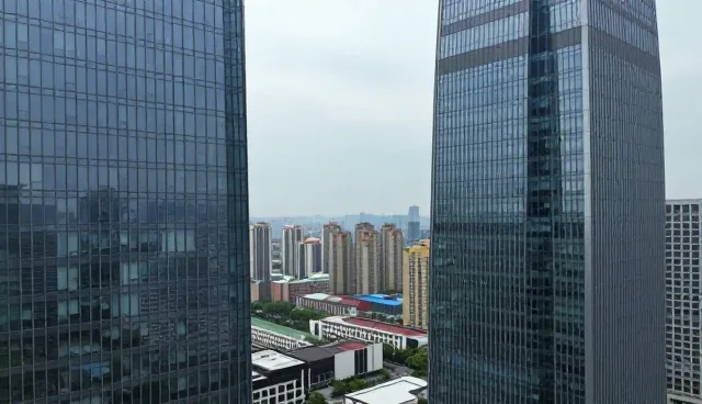 技术外包中设备老化问题的应对策略